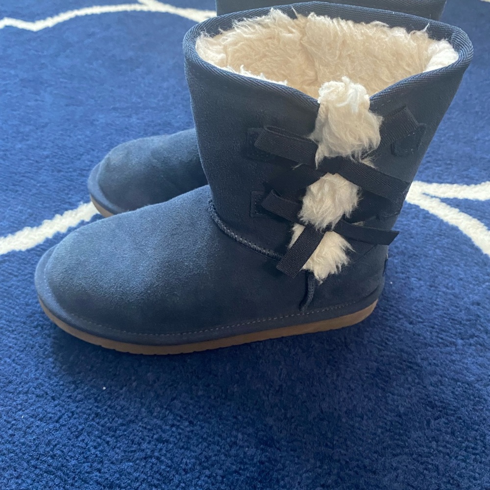 Blue Koolaburra by Ugg boots kids